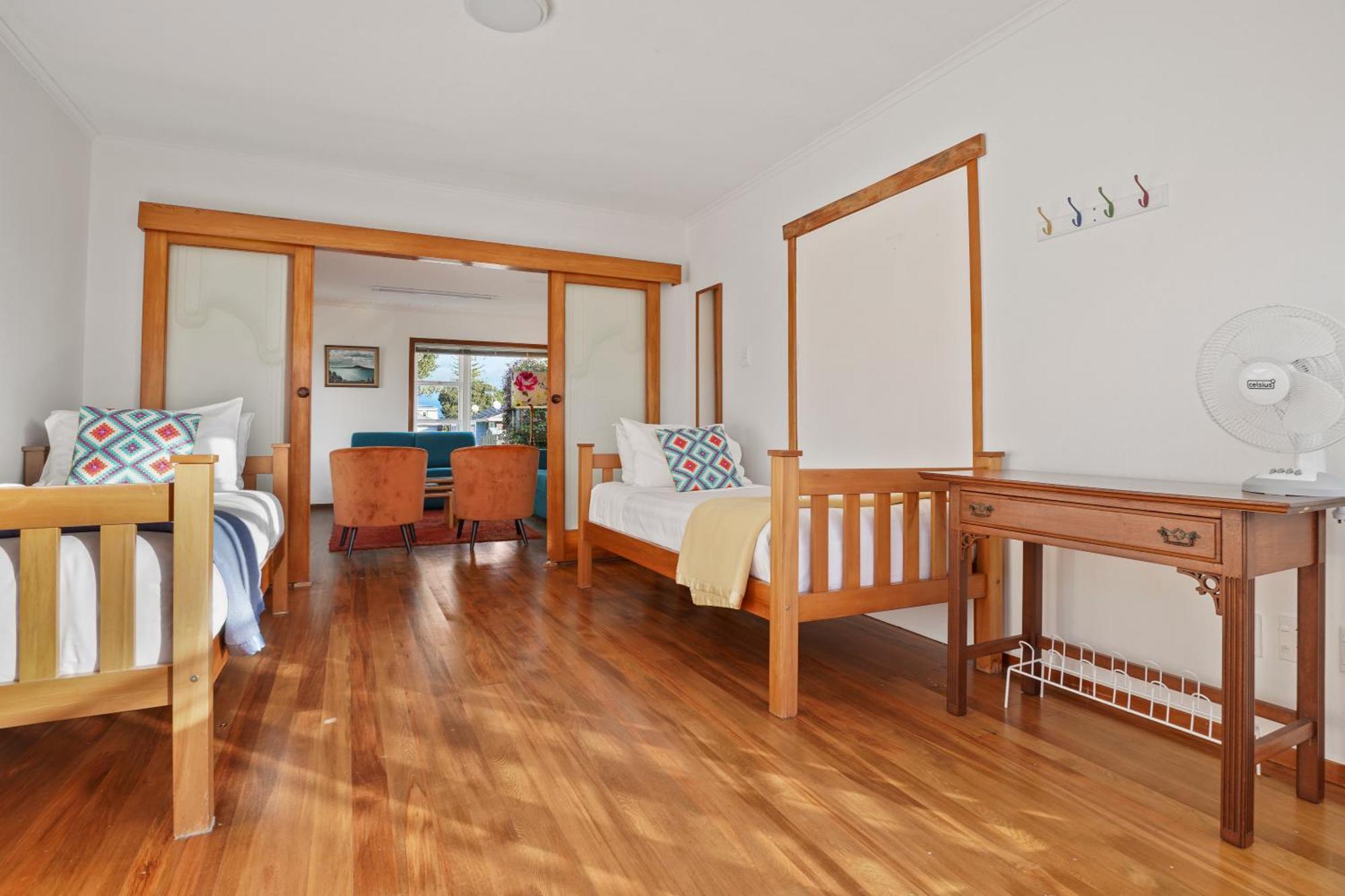 Orewa Kiwi Cabins Номер фото